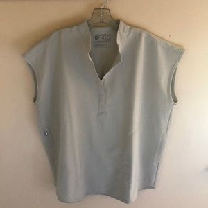 Figs Rafaela Scrub Top - Cement